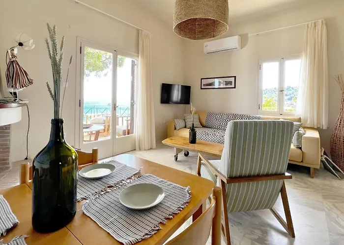 Korifi By Halu!, With Sea View * העיירה סקיאתוס